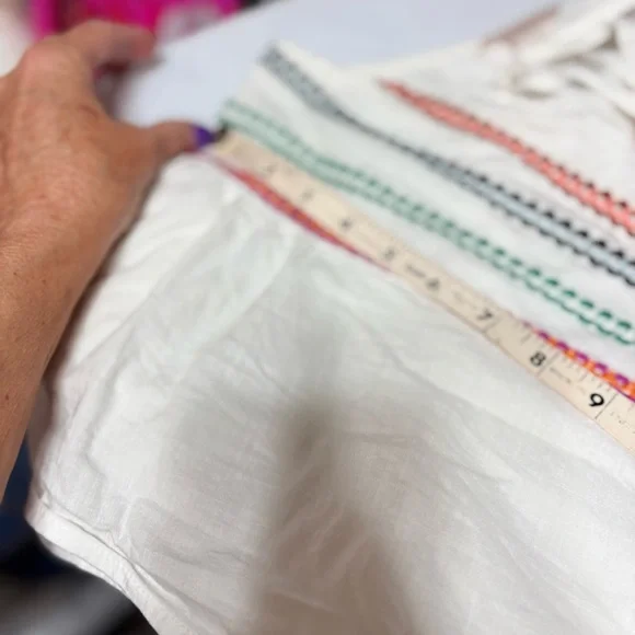 Knox Rose embroidered yoke dress, in a cotton gauze fabric and a tie neck - Picture 8 of 9